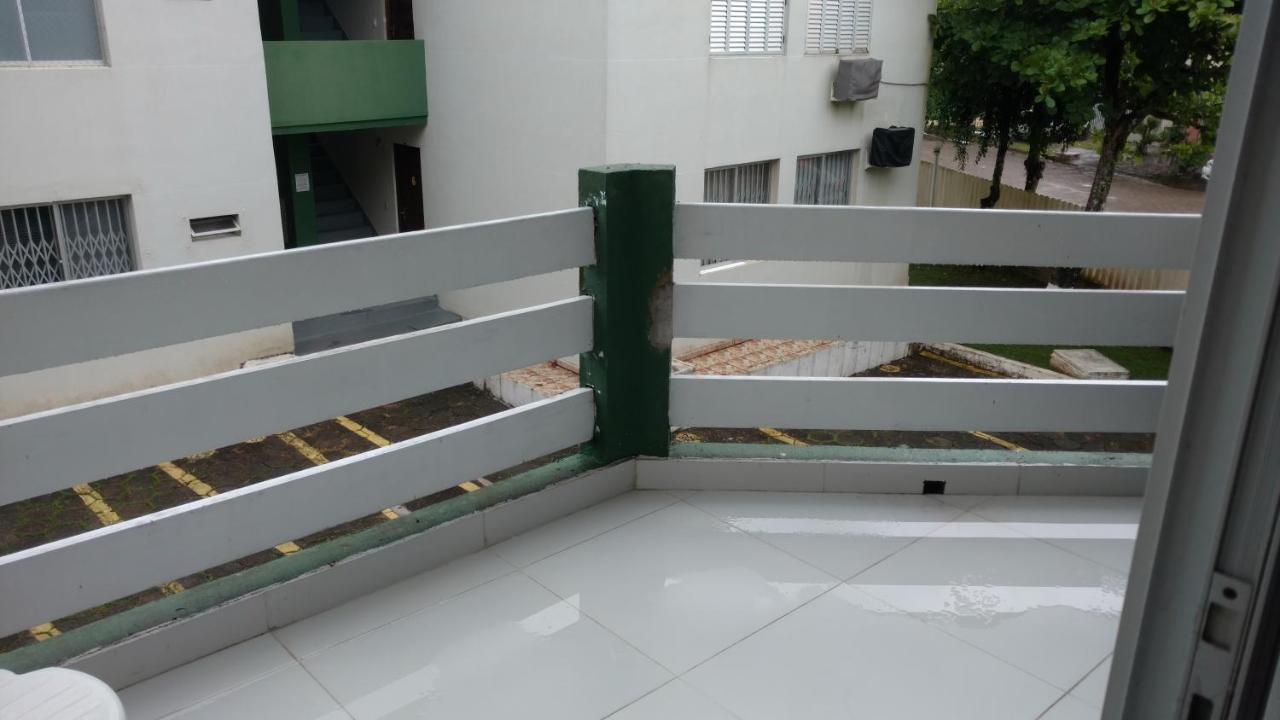גוארטובה Apto Espetacular A 50 M Do Mar Em Condominio Com Piscinas Maravilhosas מראה חיצוני תמונה